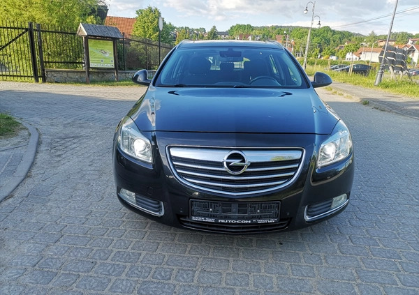 Opel Insignia cena 17900 przebieg: 279350, rok produkcji 2010 z Rymanów małe 277